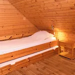 Doppelhaushaelfte In Holiday home