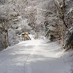 Doppelhaushaelfte In *