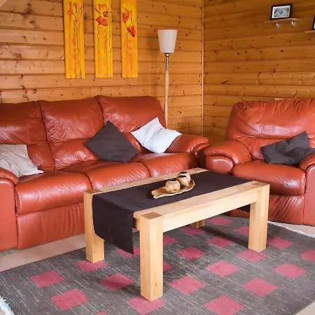 Doppelhaushaelfte In Holiday home *